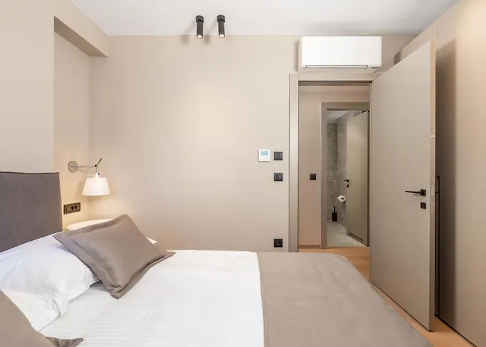 Maiora Luxury Island סאלי