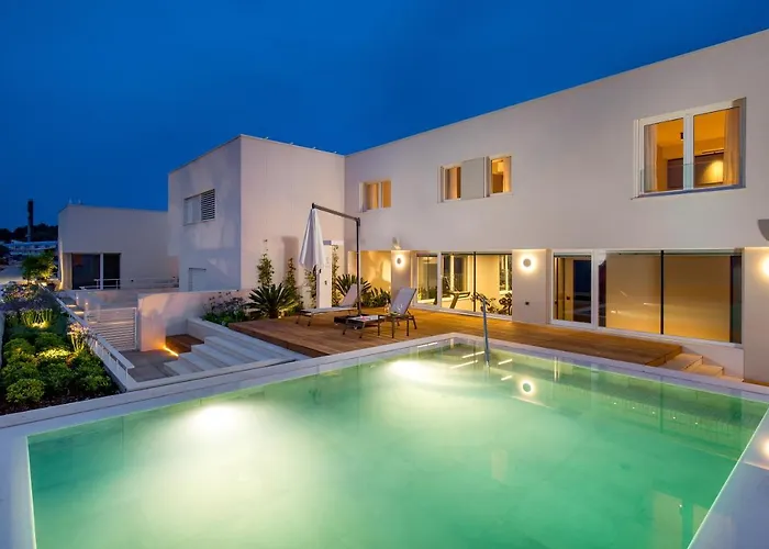 Maiora Luxury Island شقة سالي