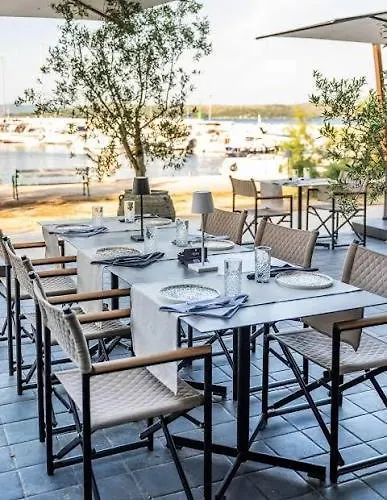 Maiora Luxury Island شقة