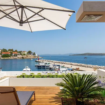 דירה Maiora Luxury Island סאלי