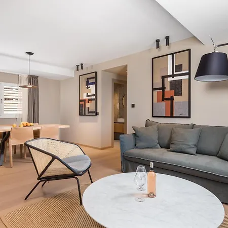 דירה Maiora Luxury Island