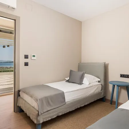 Maiora Luxury Island Apartmán *
