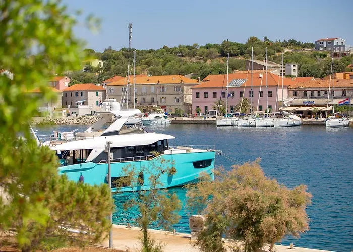 Maiora Luxury Island * Sali